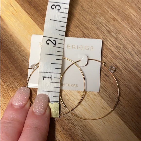 SARAH BRIGGS Small Erika Hoop Gold - Picture 2 of 2